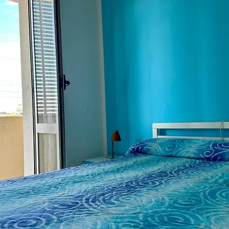 F003 - Fano, Trilocale Con Terrazzino A 30mt Dal Mare * Marotta